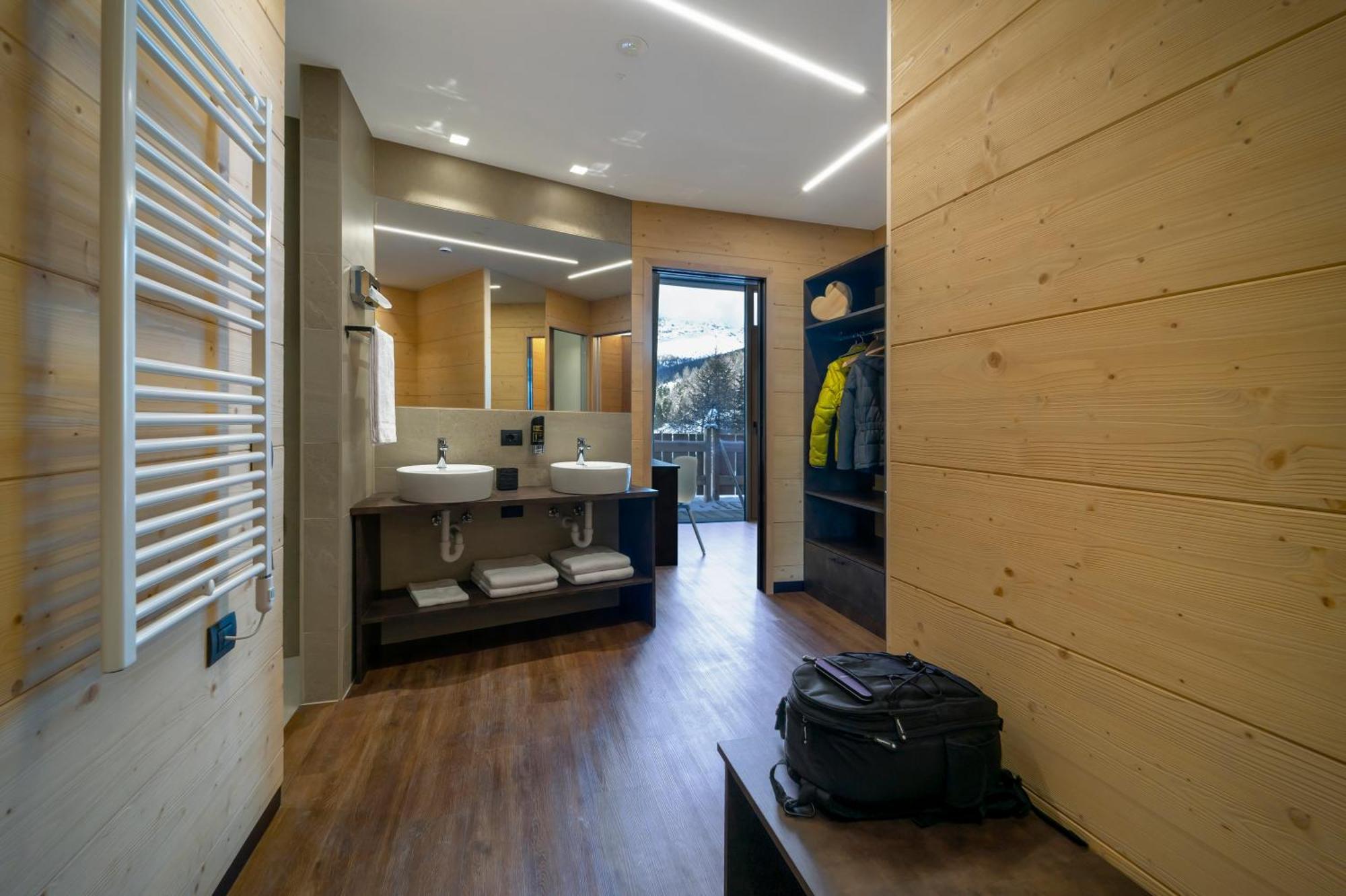 Alpen Resort Bivio Livigno Exterior photo